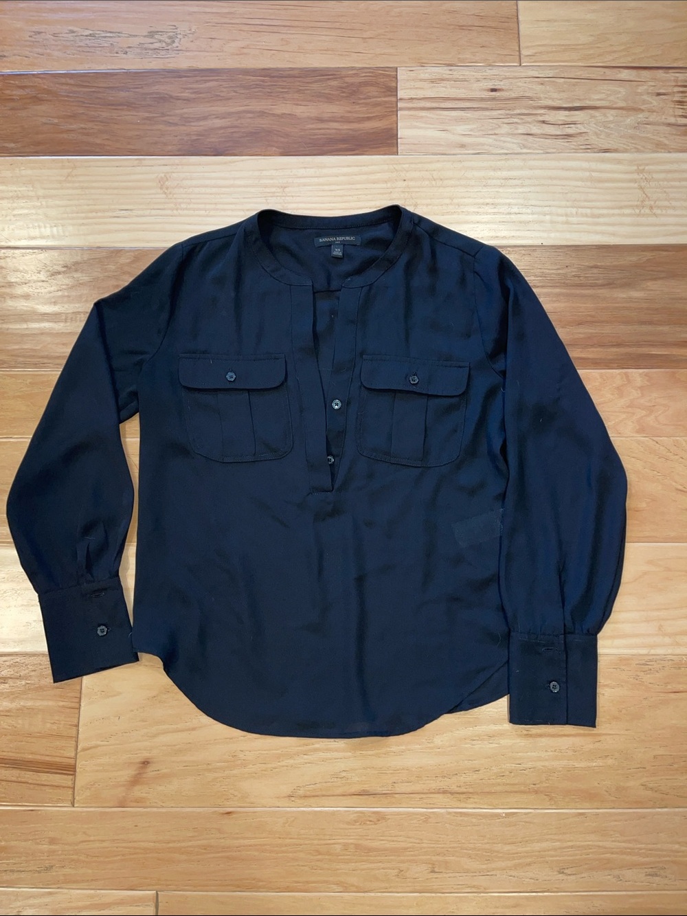 Never Worn Banana Republic Black Long-Sleeve Henley Blouse